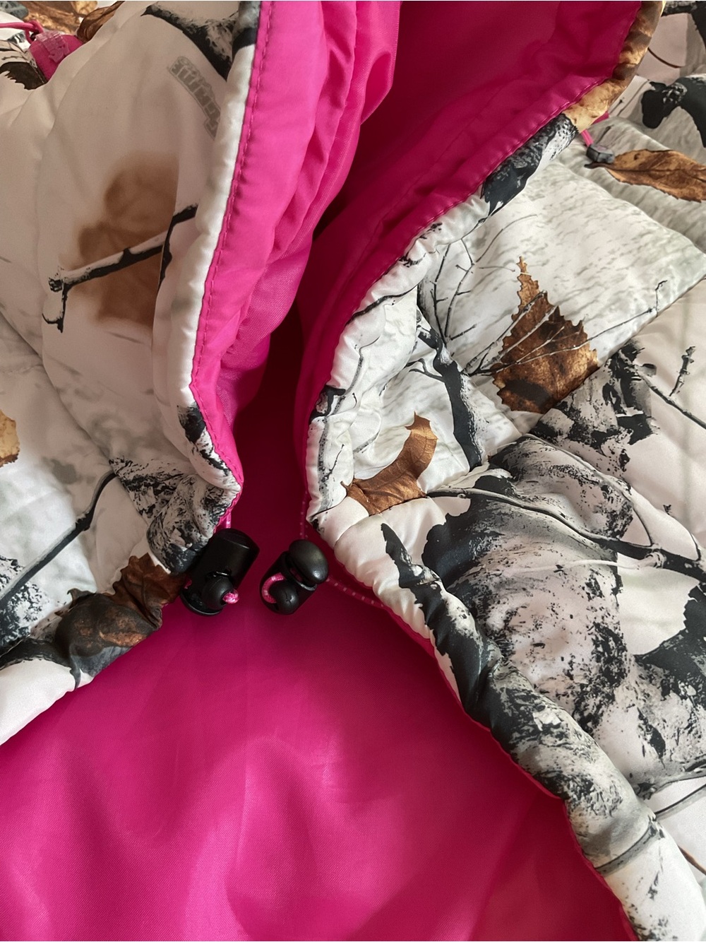 Legendary Pink Camo-Print Quilted Vest SZ L - Picture 11 of 14